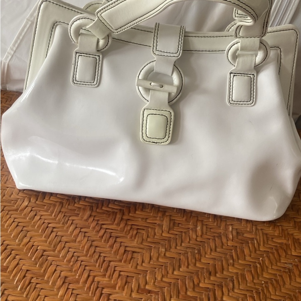Elegant White Handbag